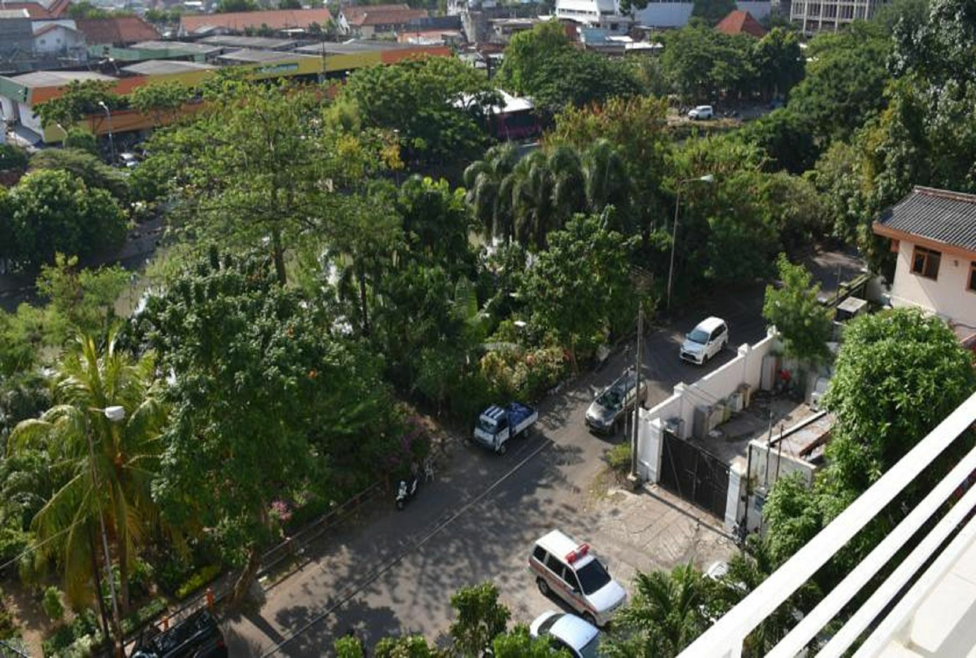 Moscha Surabaya City Center Hotel Exterior photo